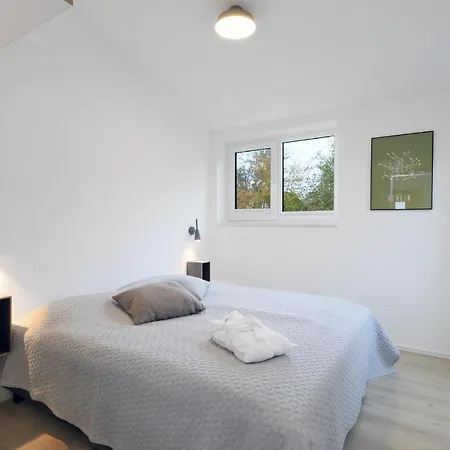 Awesome In Lembruch-duemmer With Sauna Vakantiehuis *